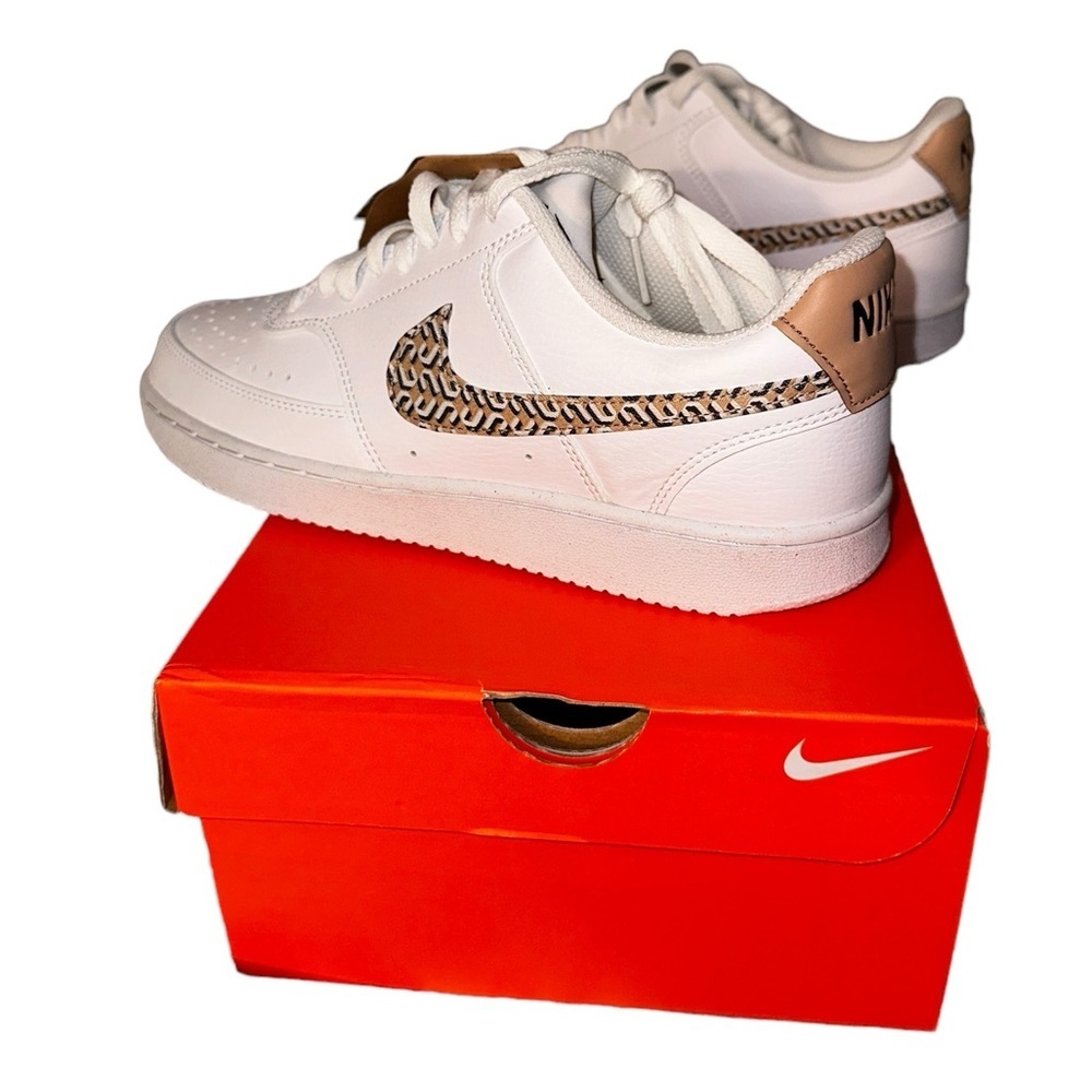 NIB W Nike Court Vision Low’s - Picture 4 of 5